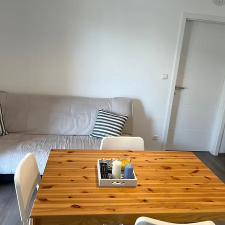 Natasa Krk Vrh